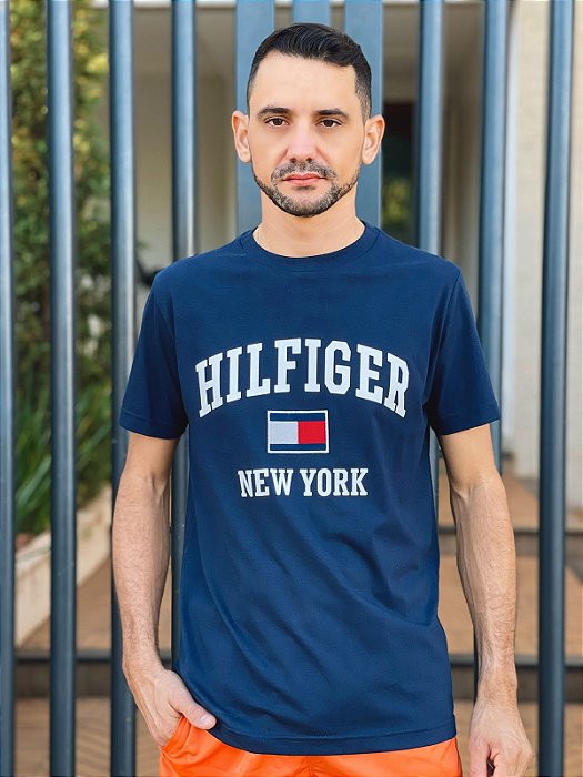 Camiseta Tommy Hilfiger Slim Fit New York Azul Marinho - HERRERA BRAND
