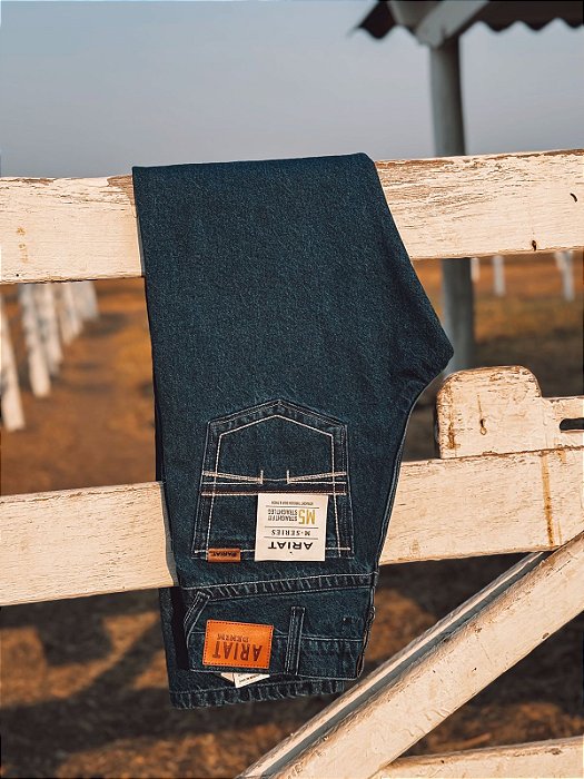 CALÇA ARIAT M5 STRAIGHT LEG JEAN MÉDIA