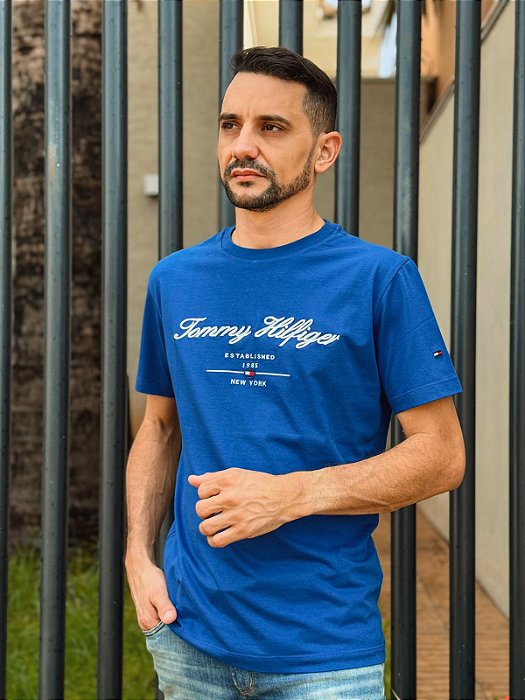 Camiseta Tommy Hilfiger Slim Fit Established 1985 New York Azul Bic