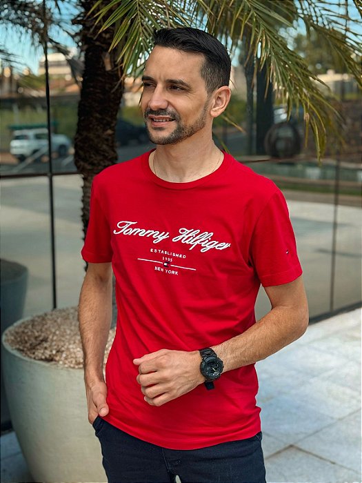 Camiseta Tommy Hilfiger Slim Fit Established 1985 New York Vermelha