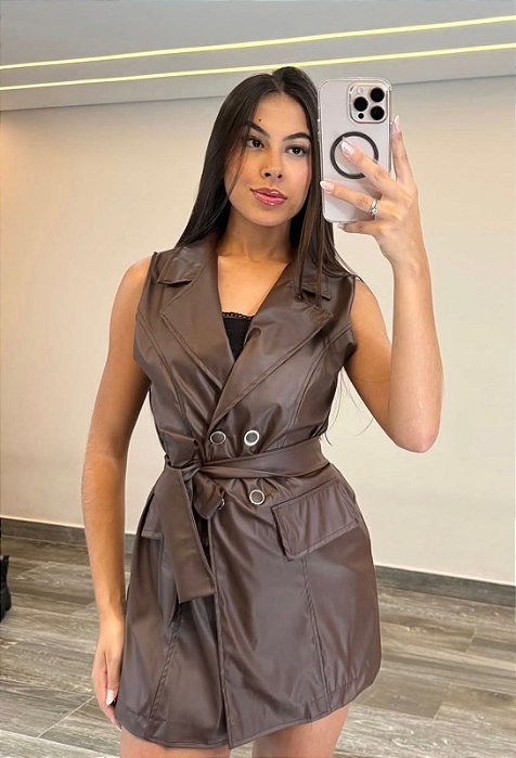 Macaquinho Couro Eco