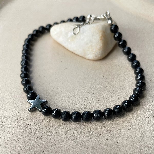 Tornozeleira de Turmalina negra com estrela de Hematita