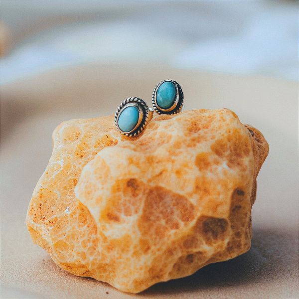 Brinco Larimar oval em prata 925