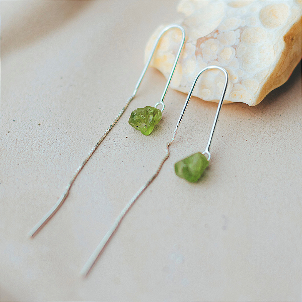 Brinco Peridoto fio em prata 925