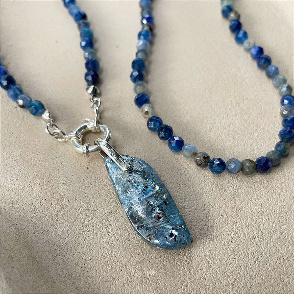 Colar Cianita azul - 64 cm