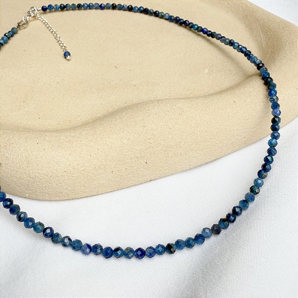 Choker de Cianita azul facetada 3mm