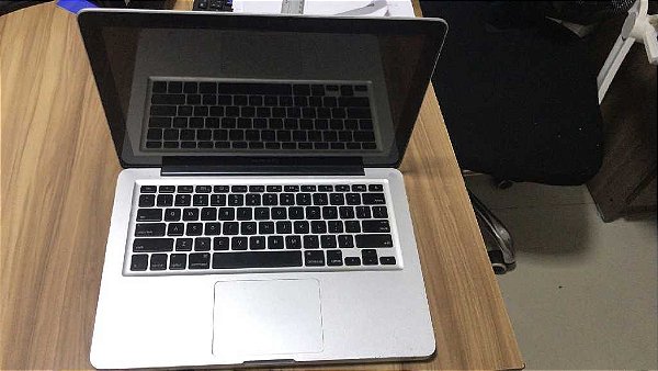 Macbook pro 2009 13p semi novo