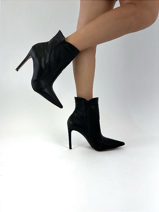 SUZY - BOTA CANO CURTO PRETA