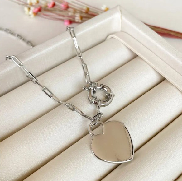 CHOKER CARTIER CORAÇÃO BANHADO A RÓDIO