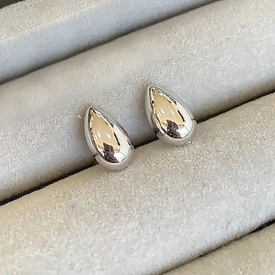 BRINCO GOTA P BANHADO A RÓDIO