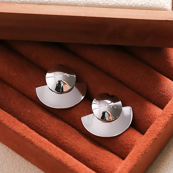 BRINCO MEIA BOLINHA BANHADO A RÓDIO