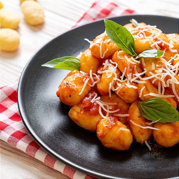 Gnocchi com Provolone + Molho Pomodoro (230g)