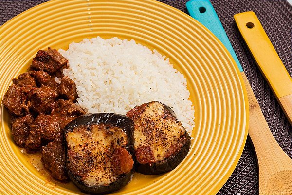 Goulash + Berinjela au gratin + Arroz Branco (370g)