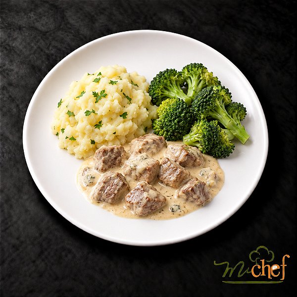 Filé Mignon ao Molho de Gorgonzola + Purê de Batata Inglesa + Brócolis (370g) | Embalado a Vácuo