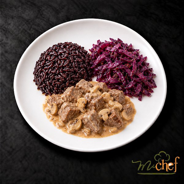 Estrogonofe de Filé Mignon + Arroz Negro + Repolho Roxo com Ervas (370g) | Embalado a Vácuo