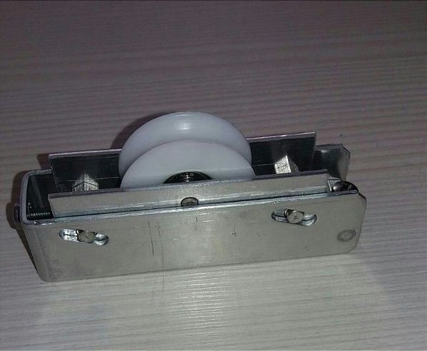 Roldana linha SUP. 100 kg para trilho macarrão embutido no chão.