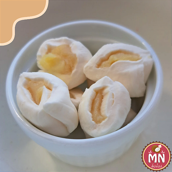 Kg da Tradicional com recheio de brigadeiro branco com 150 balas