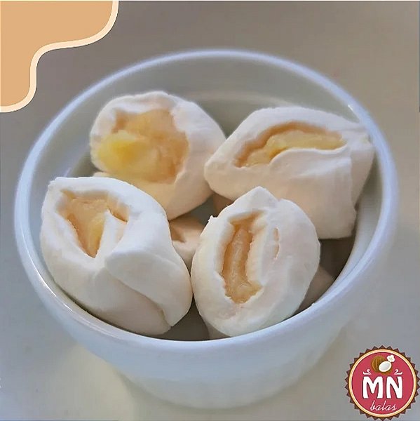 100 g tradicional com recheio de brigadeiro branco com 15 a 20 balas no tamanho normal