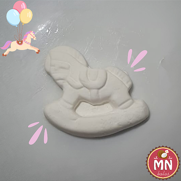 Kit com 50 balas de coco cavalo de carrossel