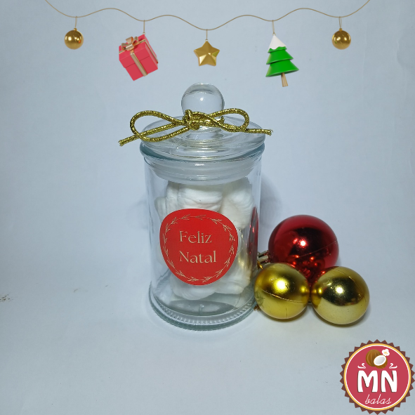 Unidade do vidro hermético 150 ml 11,5 cm x 5 cm com tampa de natal com 10 balas tradicionais sem recheio com tag adesivada FELIZ NATAL e fita dourada