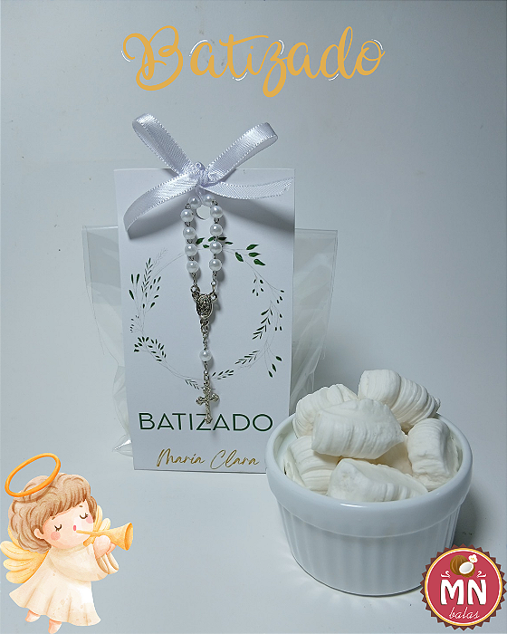 Unidade do Mimo de batizado no tamanho 13 cm x 6,5 cm x 3 cm com 8 balas de coco tradicionais tipo comum, sem recheio com mini terço