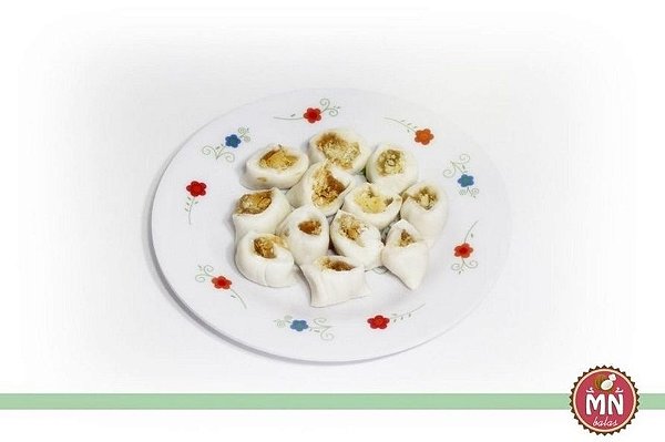 100 g Tradicional com recheio de palha italiana com 15 a 20 no tamanho normal