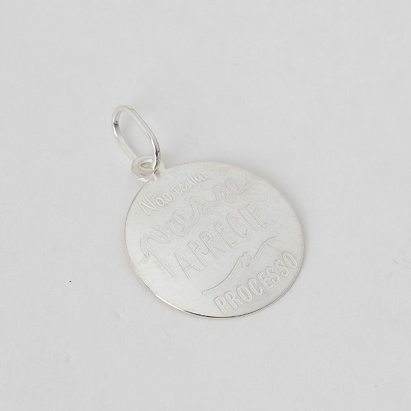 Pingente Em Prata 925 Não Tenha Pressa 15mm