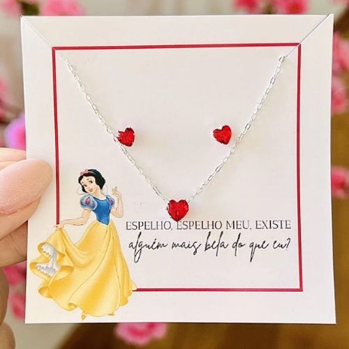🍎 Conjunto Infantil Branca de Neve – Coração Encantado 🍎
