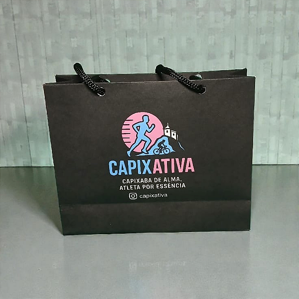 Sacola de Papel P Personalizada com Logo – Pacote com 10 Unidades