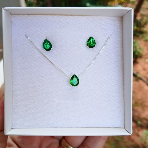 Conjunto Gota dos Sentimentos – Colar e Brincos