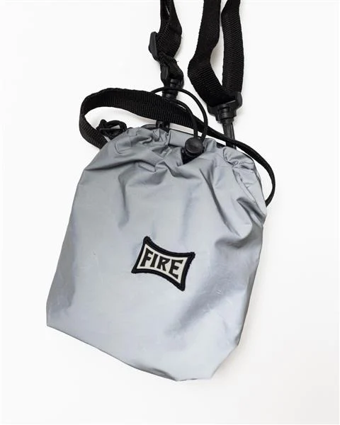 Shoulder Bag Fire Square Logo (Cinza/Refletiva)