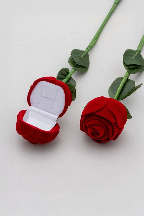 Caixinha de Veludo Cabo Flor Vermelha