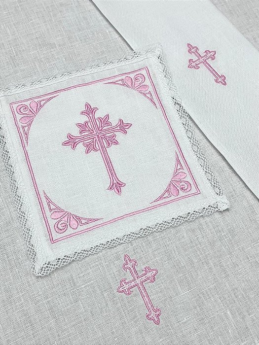 ALFAIAS LITÚRGICAS, 50CM., BORDADAS DE ALTAR PARA IGREJA CATÓLICA CRUZ GDE ROSA- MANUSTÉRGIO EM LINHO