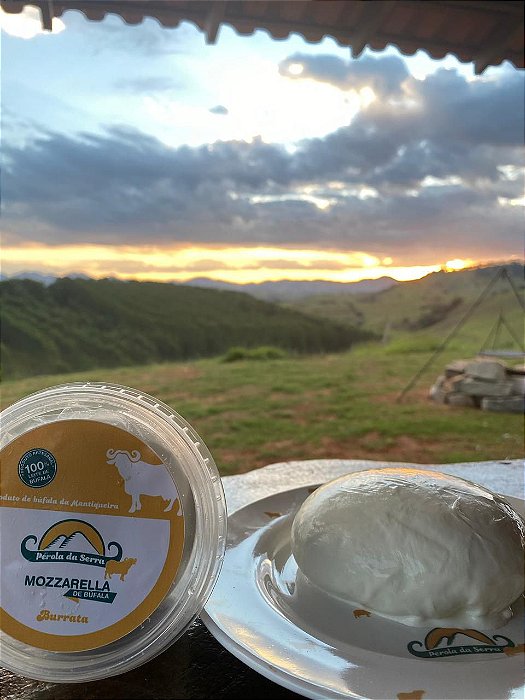 Burrata de Mozzarella de Búfala 100% Artesanal Pérola da Serra - 180g e 280g (ENVIO SOMENTE PARA SUDESTE E VIA SEDEX)