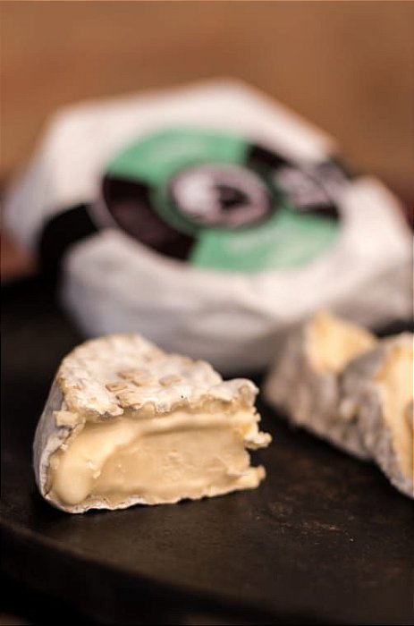Queijo GEADA Artesanal Queijaria Cinquenta - 250g  (ENVIO SOMENTE SEDEX)