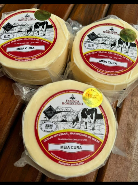 Queijo MEIA CURA Artesanal Fazenda Bomsucesso - 500g