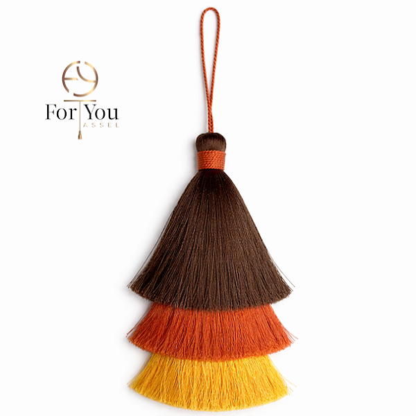 Tassel Vera - Sob encomenda (pedido mínimo 12un por cor) valor unitário