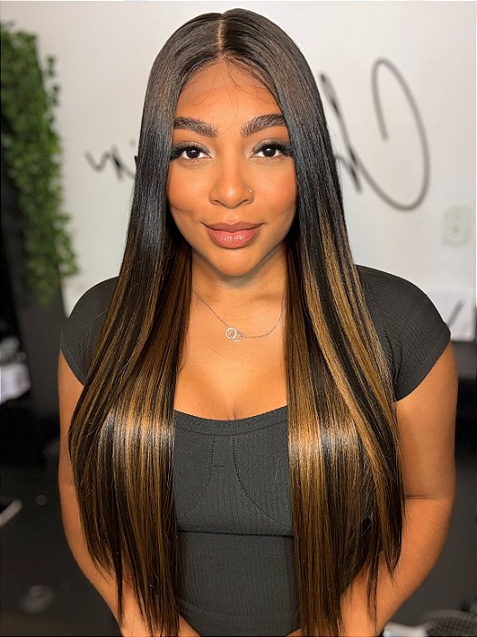 Lace Front Veronica Iluminada