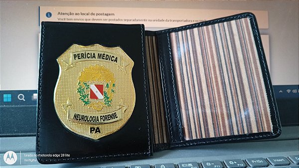 Carteira Porta Funcional em couro com brasão  - Perícia Médica Nerologia Forense