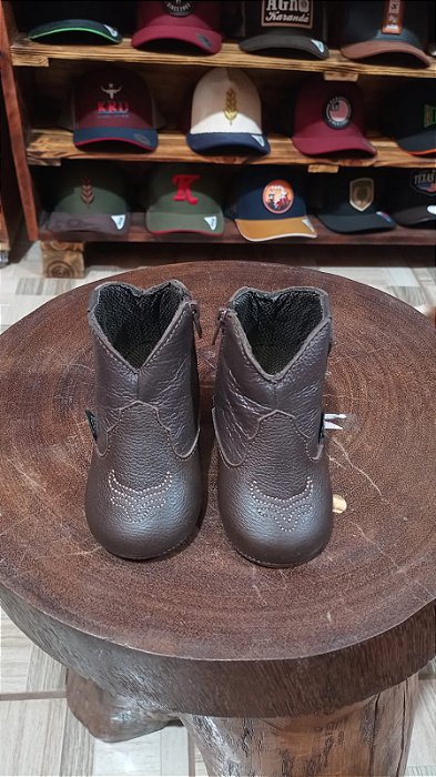 Bota linha baby masculina