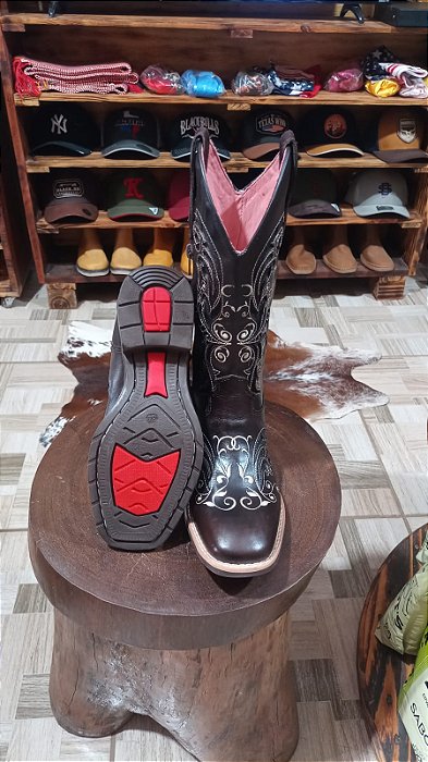 Bota texana feminina corte a laser