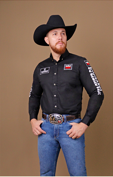 Camisa bordada os vaqueiros cor preta
