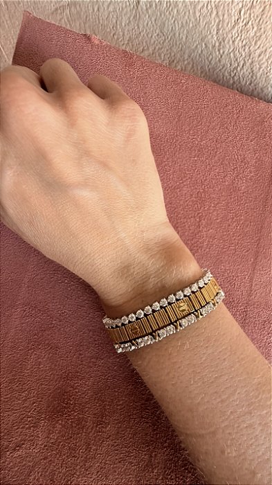 Pulseira dourada Cartier