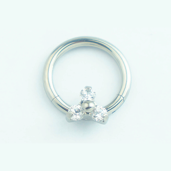 Segmento Trinity | Titânio | Piercing de Argola