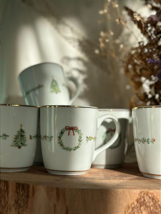 Caneca Natalina - Guirlanda e Árvore de Natal