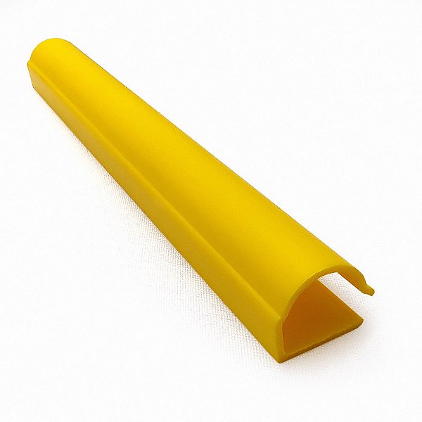 Perfil plástico C caderninho 15 mm em PS ou PVC de 30 cm a 3 mts