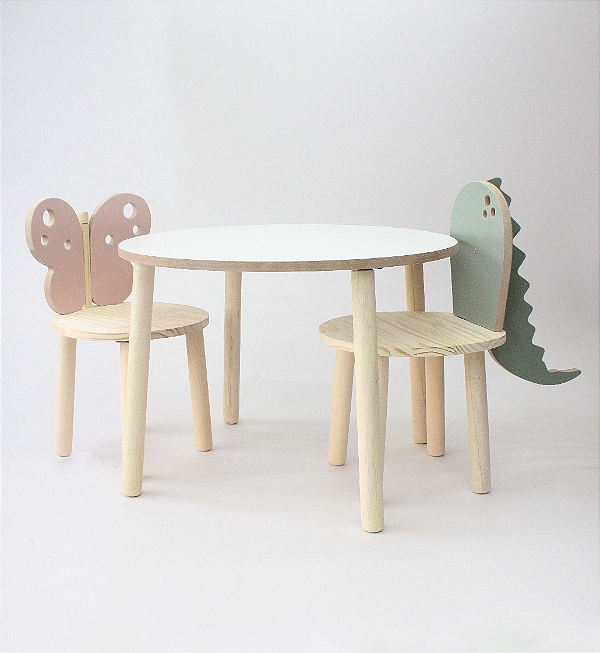 Conjunto Dino & Fada - Mesa e 2 Cadeiras Temáticas - Store Kids