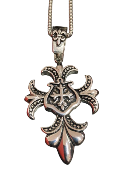 Colar Cruz Flor de Lis - Aço Inoxidável