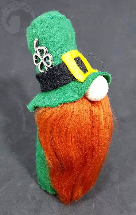 Leprechaun em Pé