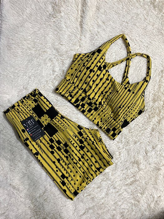 CONJUNTO JACQUARD TOP CRUZADO